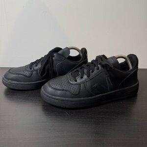 Veja V-10 all black sneakers - men 8